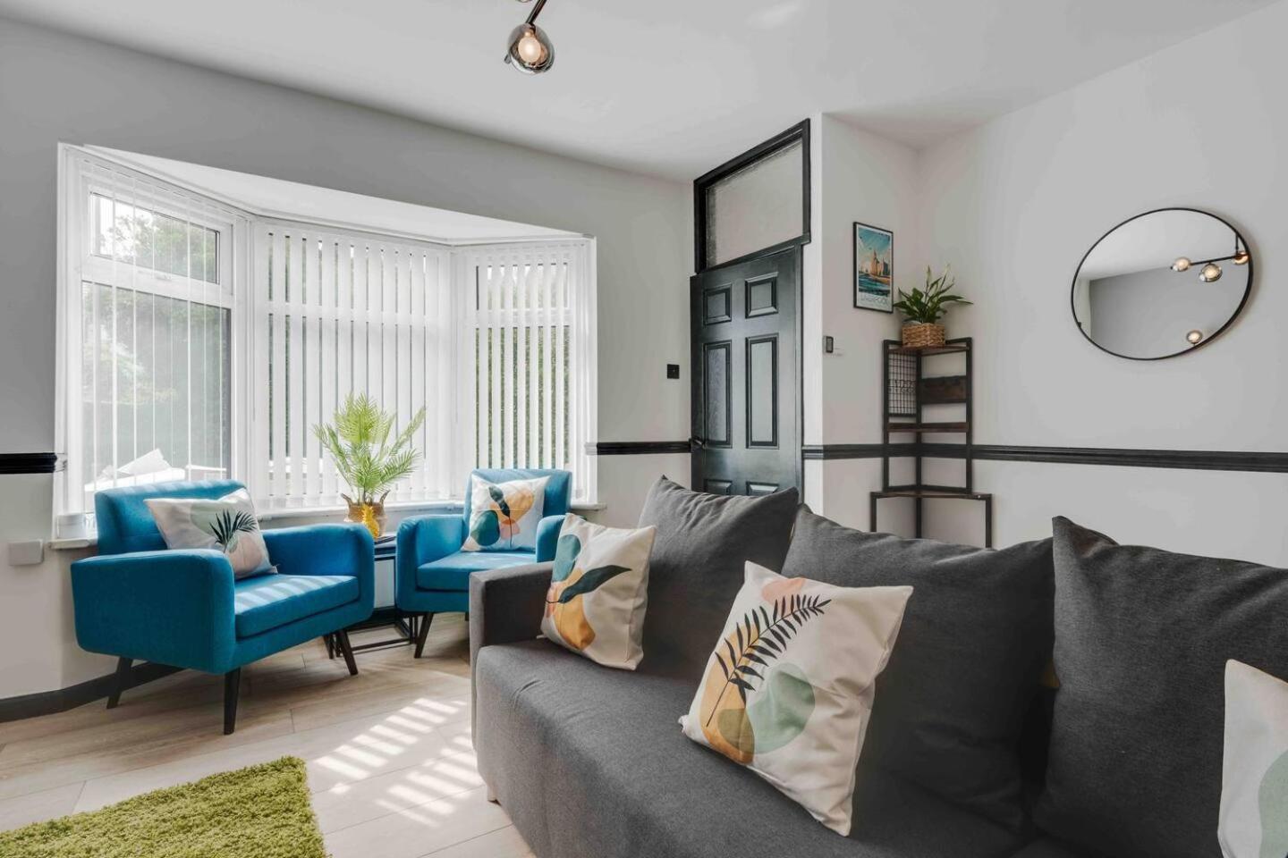 3-Bed Scouse House Near Anfield & Goodison Villa ลิเวอร์พูล ภายนอก รูปภาพ