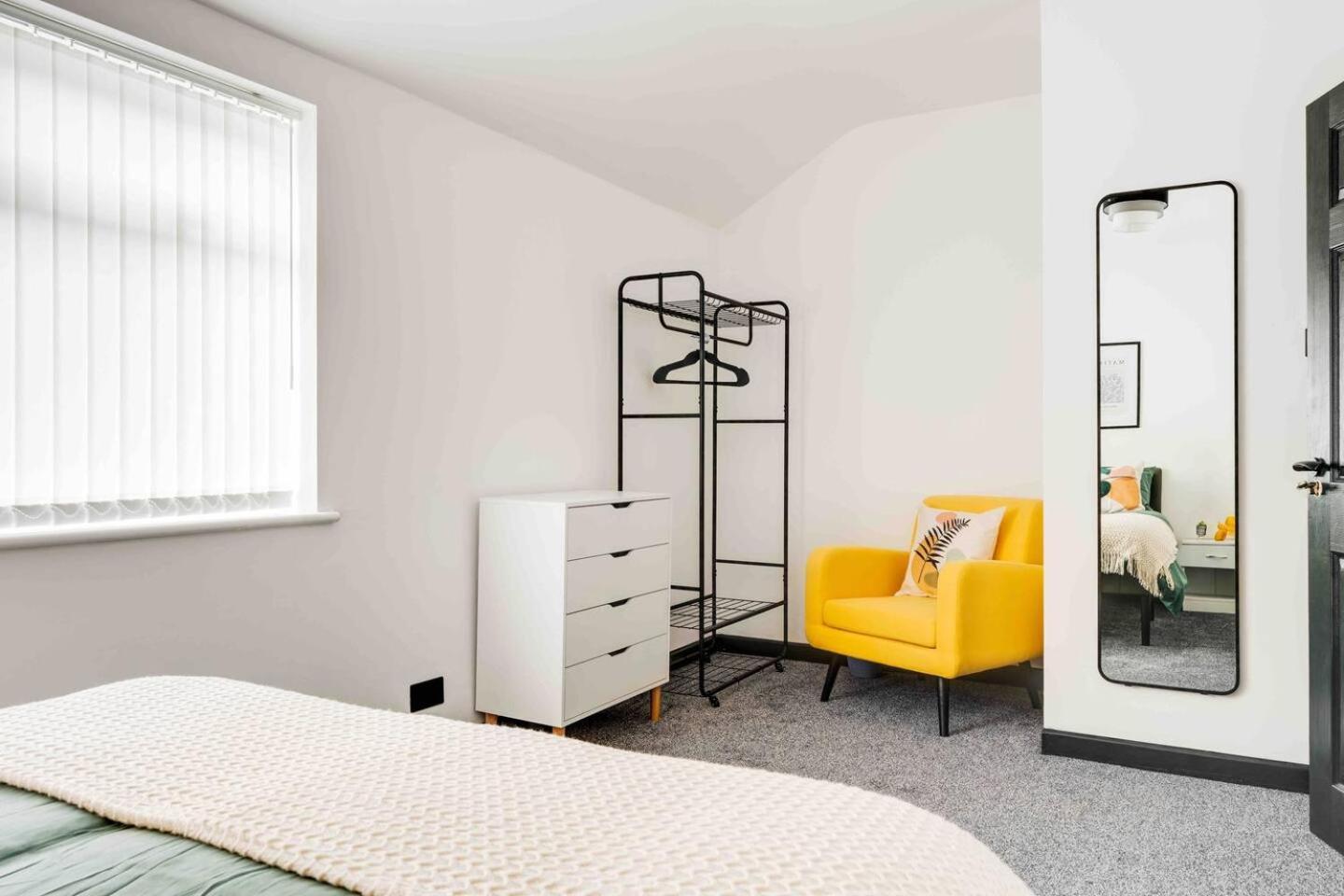 3-Bed Scouse House Near Anfield & Goodison Villa ลิเวอร์พูล ภายนอก รูปภาพ